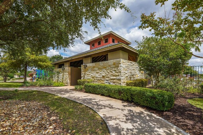 Building Photo - 8636 Harrier Dr