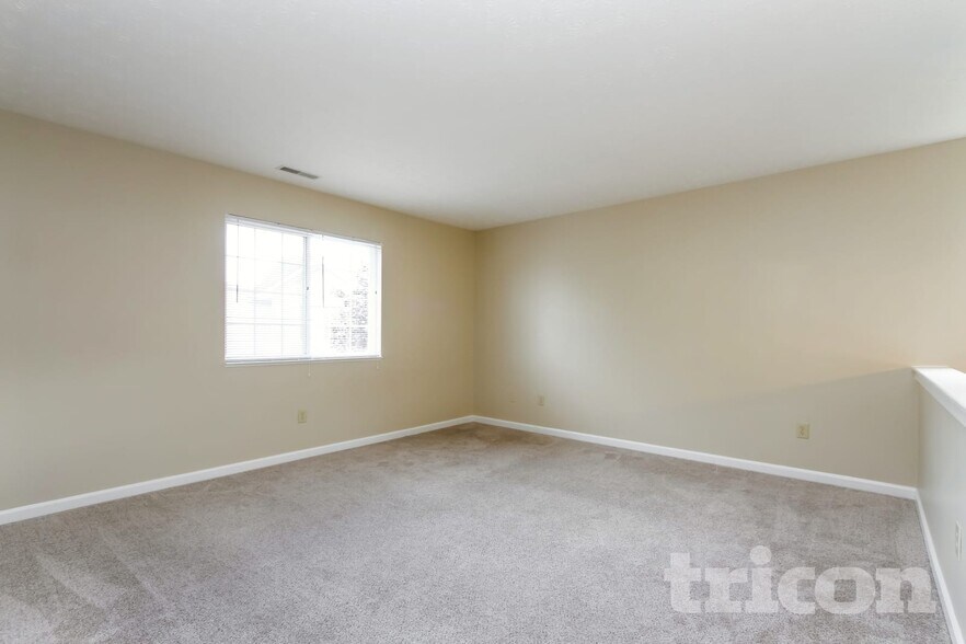 Building Photo - 607 Mountain Pine Dr