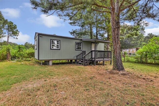 Building Photo - 1031 County Rd 3404