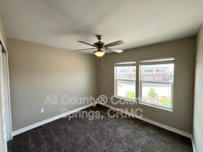 Building Photo - 763 Brambleberry Hts