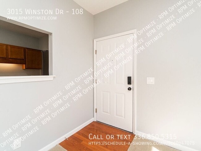 Building Photo - 3015 Winston Dr