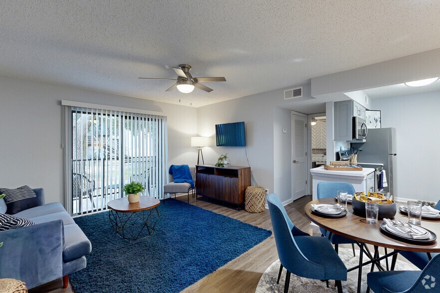 1BD 1BA 700SF The Elm - The Maren