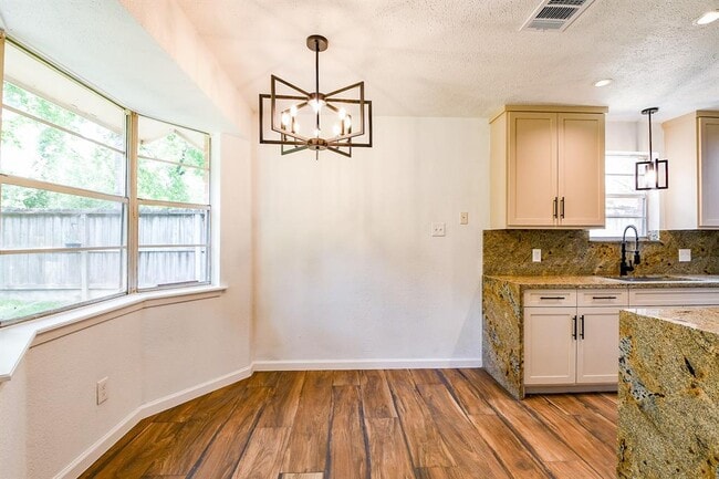 Building Photo - 25003 Spring Creek Dr