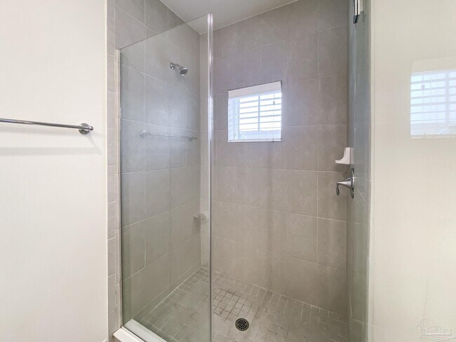 Building Photo - 14545 Salt Meadow Dr