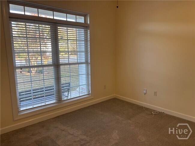 Building Photo - 113 Sabal Ln