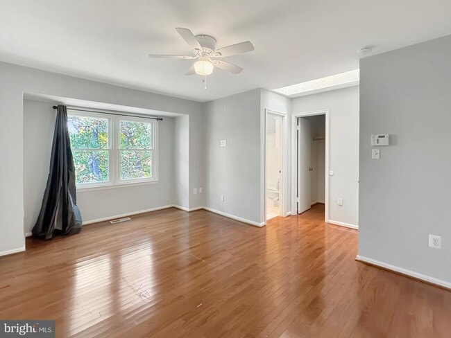 Building Photo - 38 Carriage House Cir