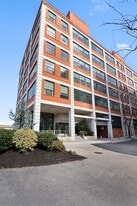 Building Photo - 2429 Locust St