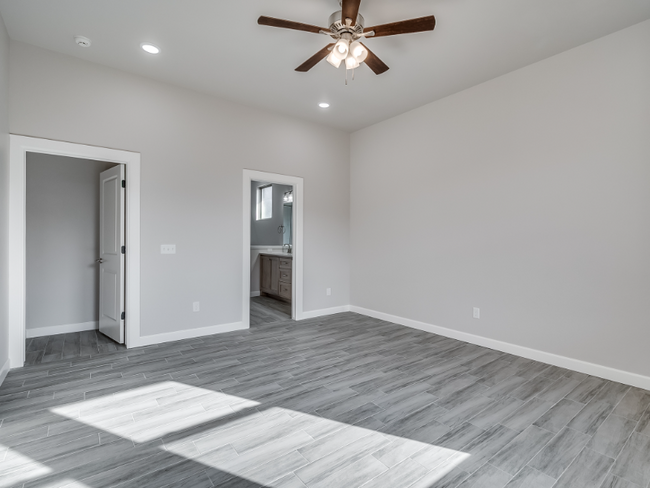 Building Photo - 1324 Chelham Ln