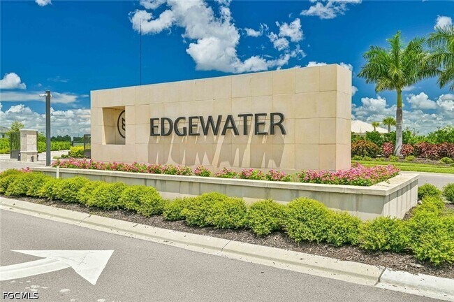 Building Photo - 42218 Edgewater Dr