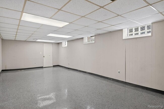 Building Photo - 13731 Elgin St