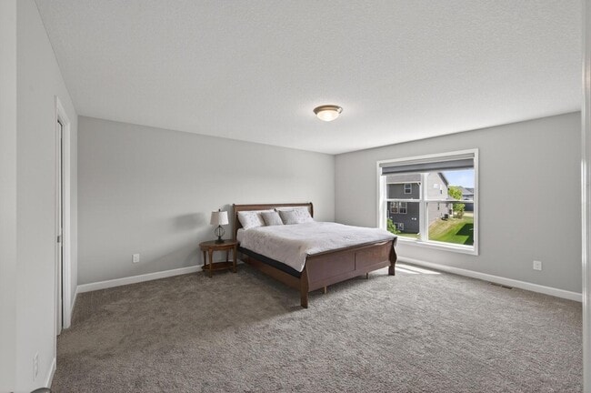 Building Photo - 1559 Edgebrook Ln