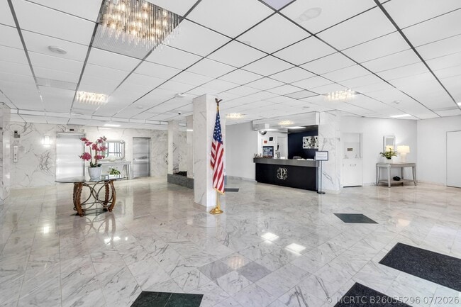 Building Photo - 2851 S Ocean Blvd