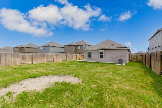Building Photo - 18744 Speculator Ln