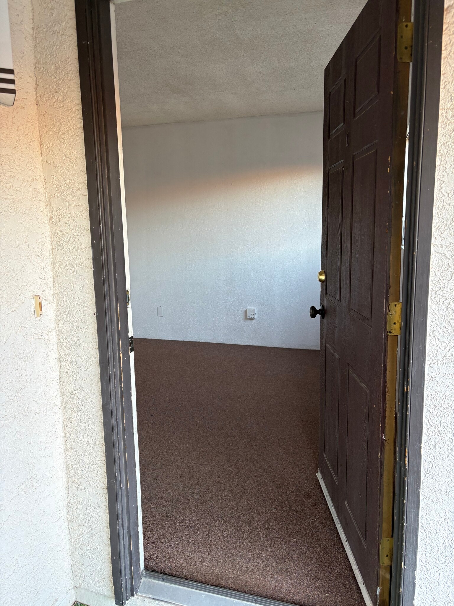Building Photo - 433 Avenida Garza