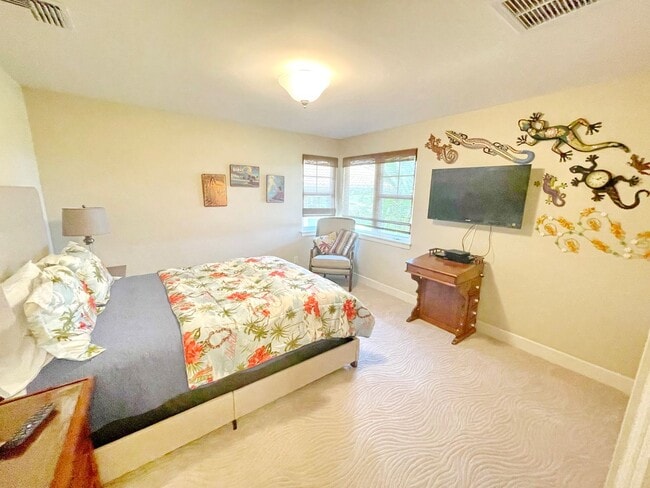 Building Photo - Tastefully Furnished and Exquisite 4 Bed/3 Bath in Hokulani Golf Villas with Ocean Views & Amenit...