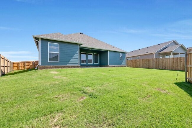 Building Photo - 4/2/2 Dream Home in Owasso!