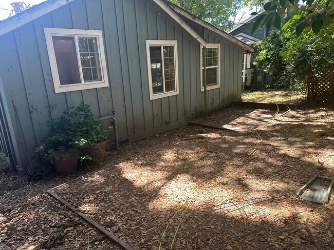 Building Photo - 7312 Bodega Ave