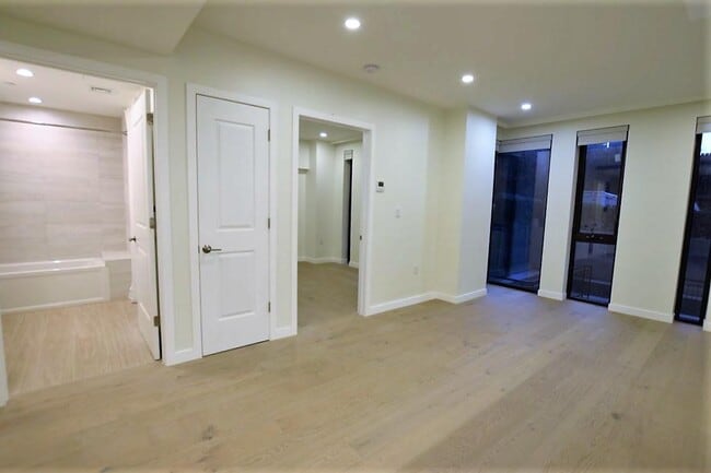 Building Photo - 41-26 44th St