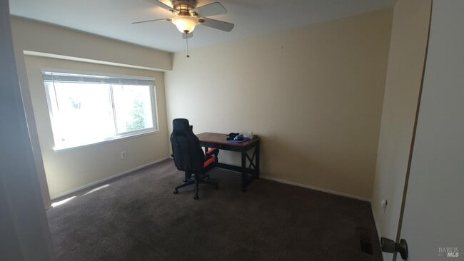 Building Photo - 2315 Cross Ave