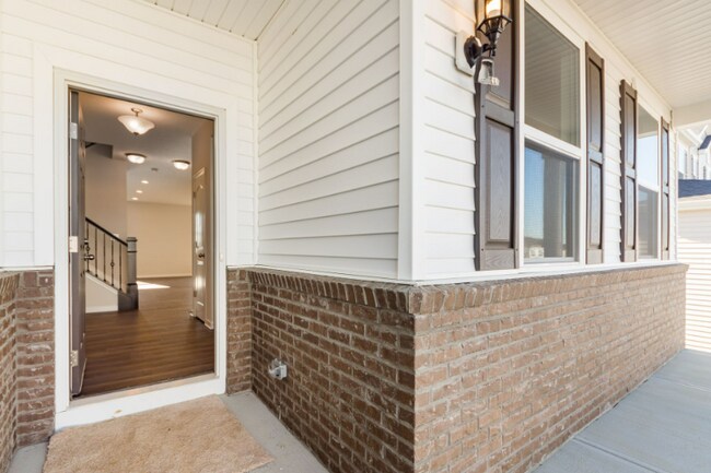 Building Photo - 317 Raccoon Ave