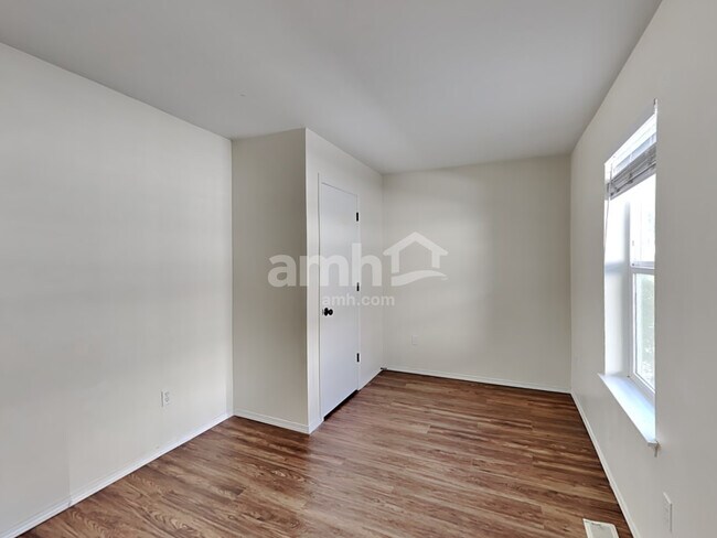 Building Photo - 5114 203rd St Ct E