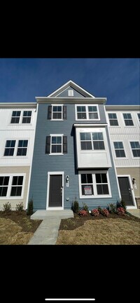 Building Photo - 67 Short Br Dr