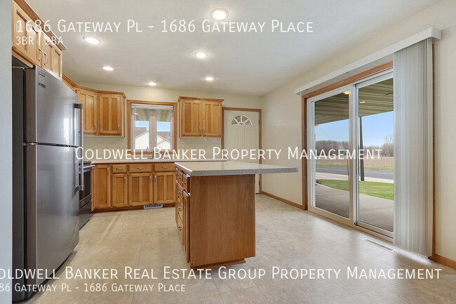 Building Photo - 1686 Gateway Pl