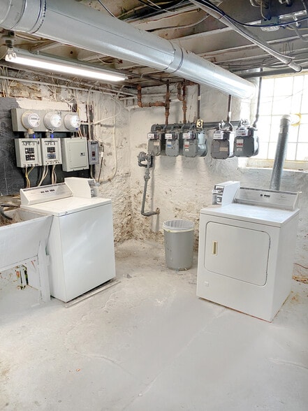 Basement laundry - 120 Lyon St