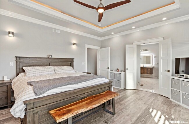 Building Photo - 5334 E Barn Cir