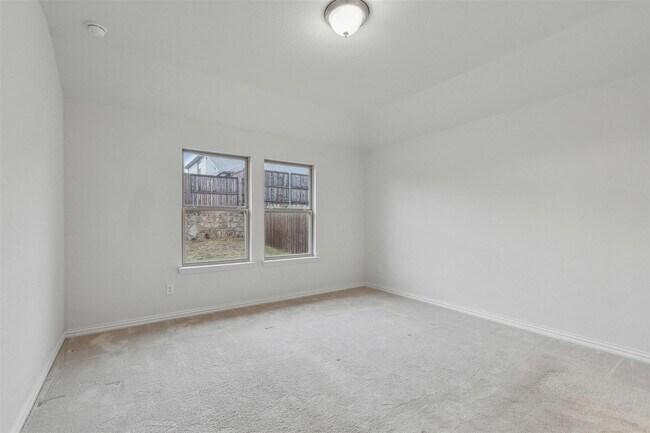 Building Photo - 1220 Johnson Dr