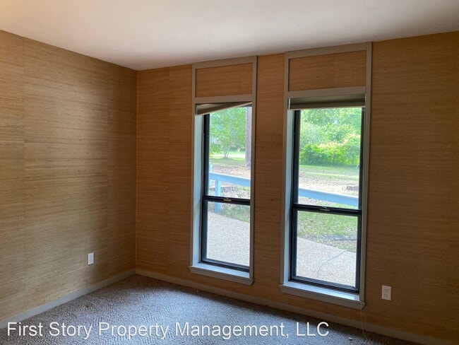Building Photo - 4 br, 2 bath House - 548 Maclay Road