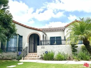 Building Photo - 621 S Highland Ave