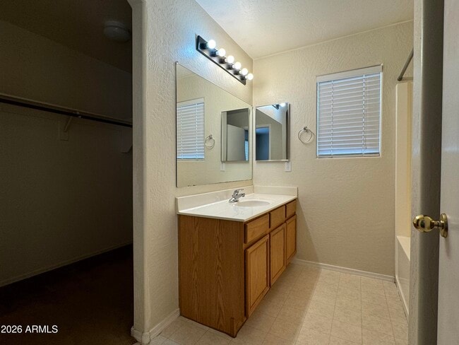 Building Photo - 4209 S Sawmill Rd