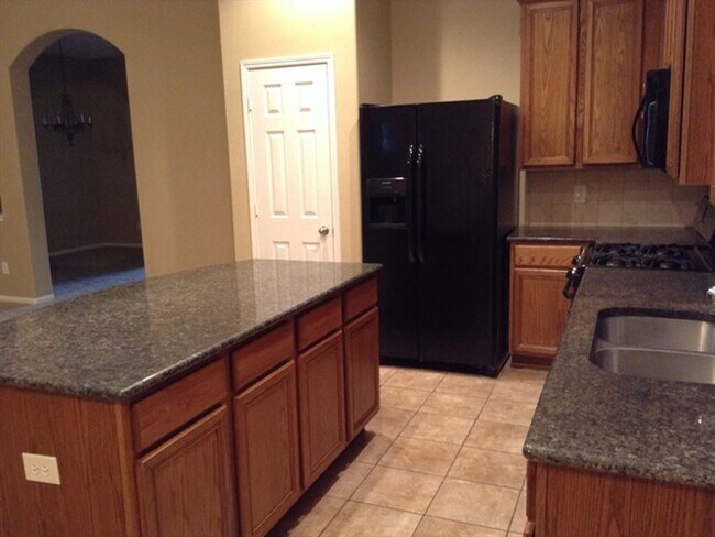 Building Photo - 3423 Cheviot Hills Ln