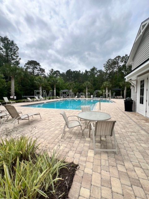 Building Photo - 46 Paradas Pl