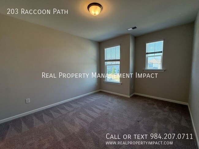 Building Photo - 203 Raccoon Path