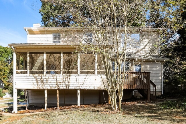 Building Photo - 6858 Creekwood Dr