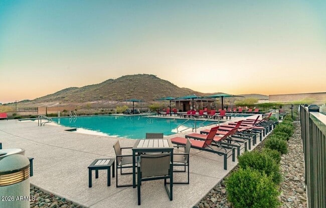 Building Photo - 13231 W Red Range Wy