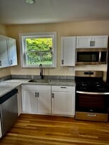Building Photo - 2024 Perrysville Ave