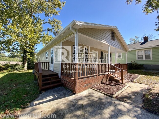 Building Photo - 410 Boyd St