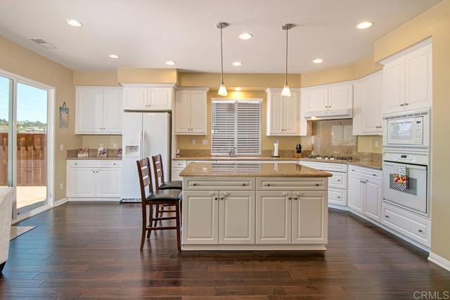 Building Photo - 4668 Meadow Dr