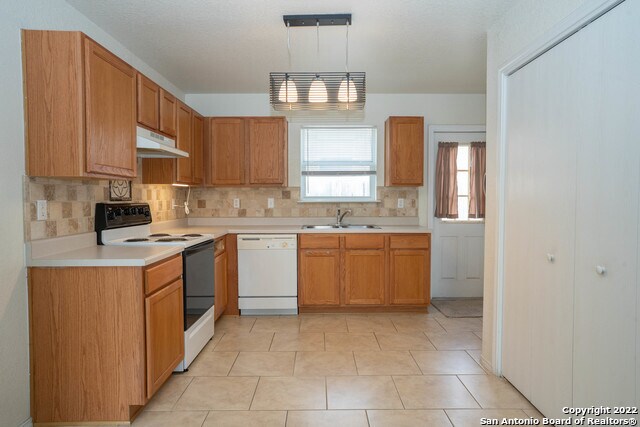 Building Photo - 9603 Kennebec Way