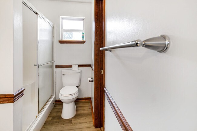 Building Photo - 3 Bedroom 2 Bath in Warrensburg