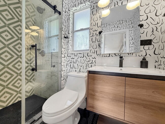 Building Photo - 4517 S Hesperides St