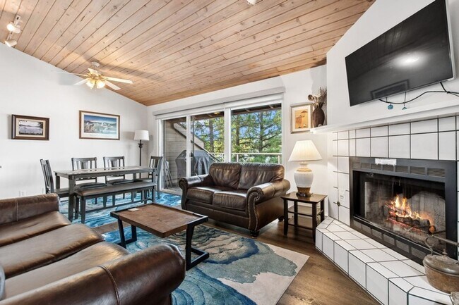 Building Photo - 3 Bed, 2 bath Condo on Whitefish Lake