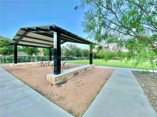 Building Photo - 126 Adage Dr