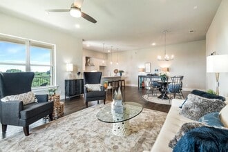 Building Photo - 770 N Plano Rd