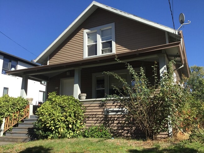 Primary Photo - 3 Bedroom House Coming Soon!