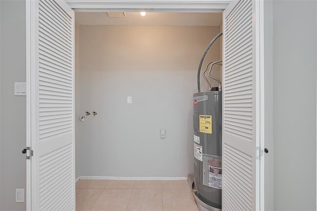 Building Photo - 23319 Pennsgrove Rd
