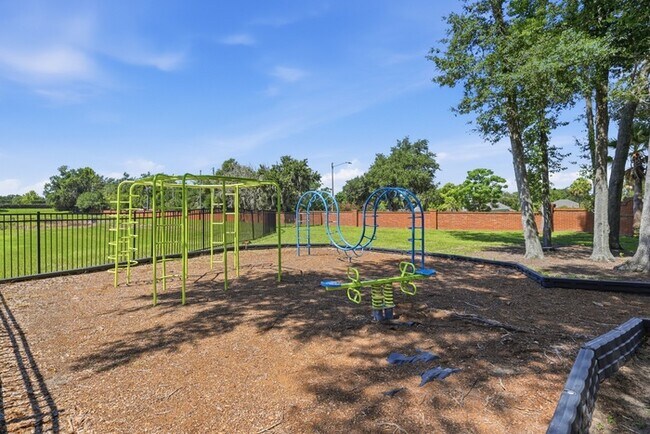 Building Photo - 737 Maya Susan Loop